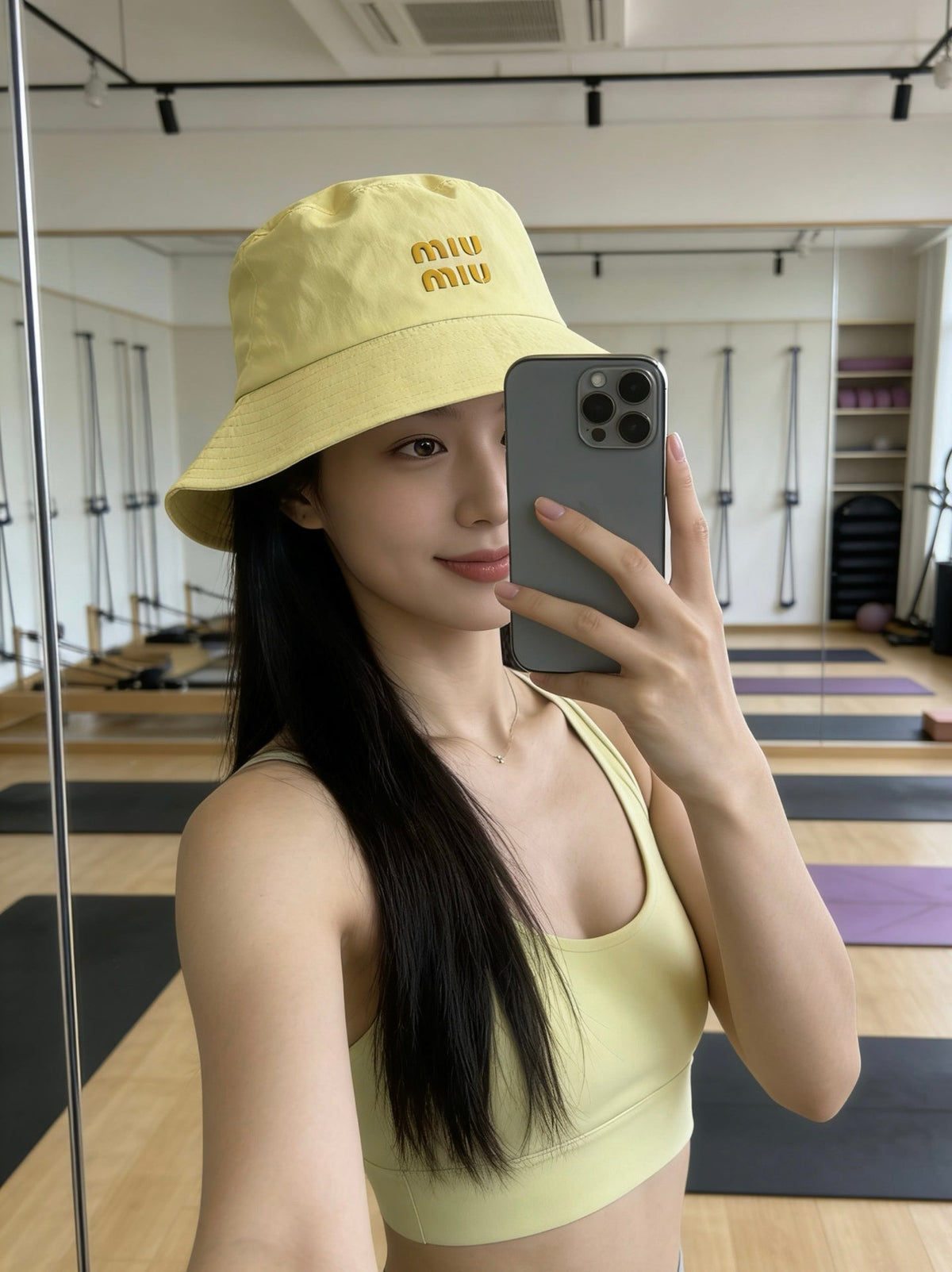 Miu Miu Macaron Color Series Quick-Drying Bucket Hat
