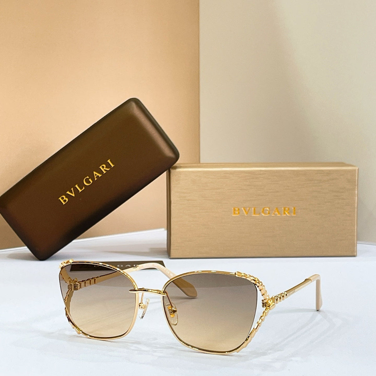 Bvlgari BV40081U Sunglasses