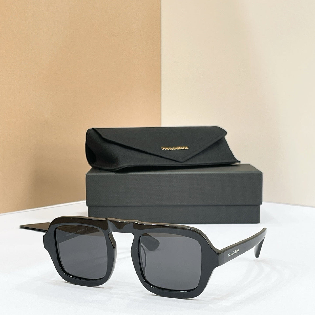 Dolce & Gabbana DG4553 Sunglasses